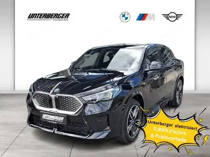 BMW iX2 eDrive20 *0,99% Fixzins Leasing* M Sportpaket // Anhängerkupplung //
