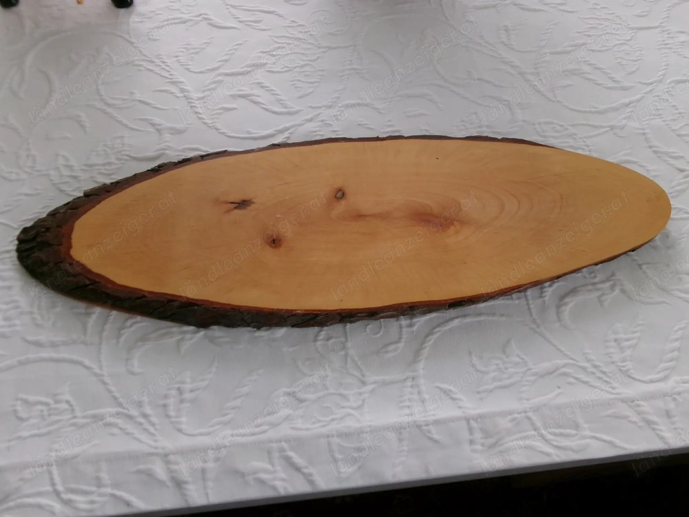 Jausebrett mit Rinde