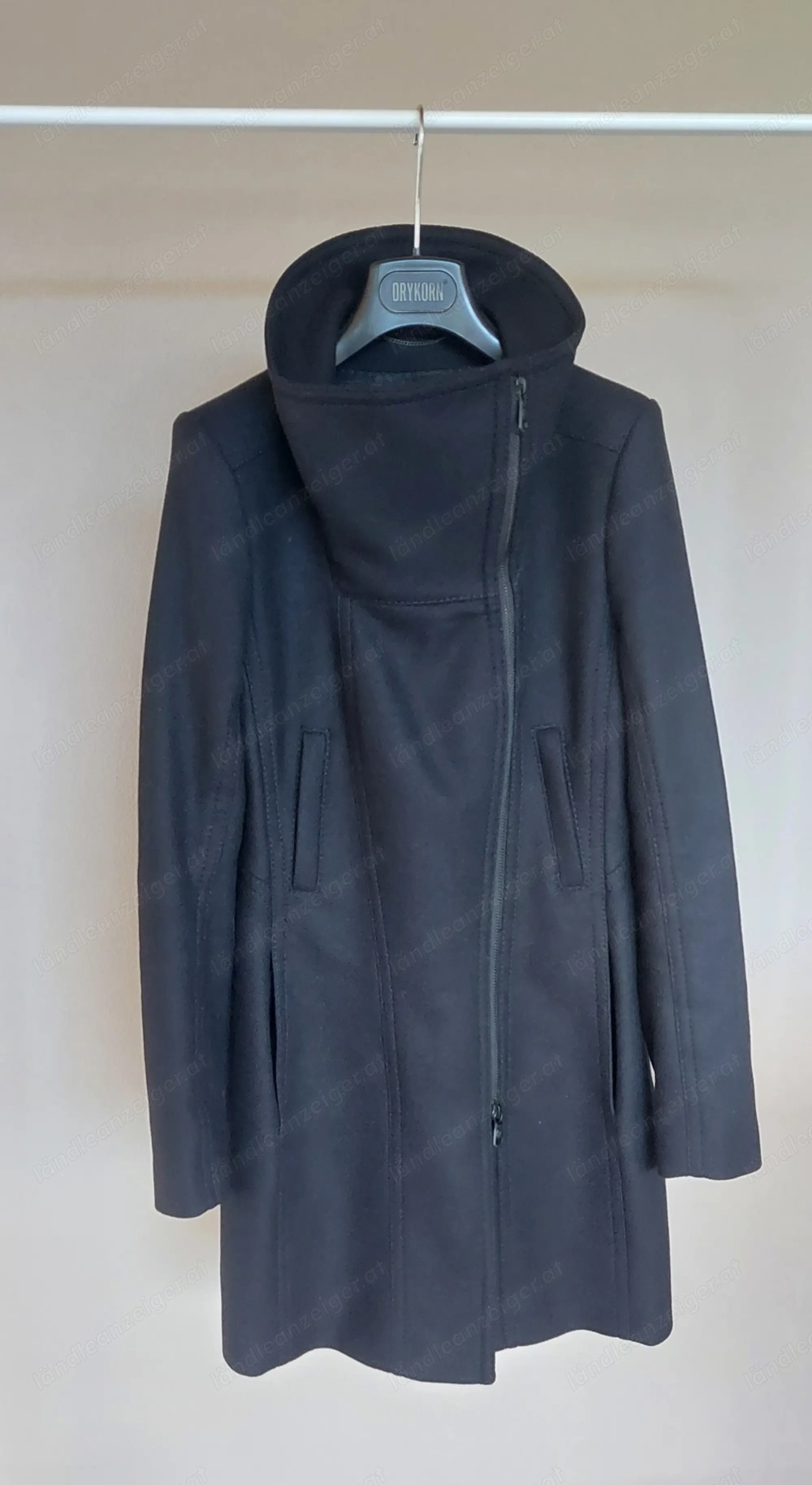 Damenmantel schwarz klassisch 