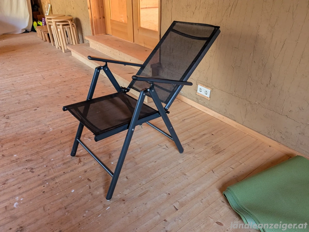 Gartenstuhl  zu verschenken 