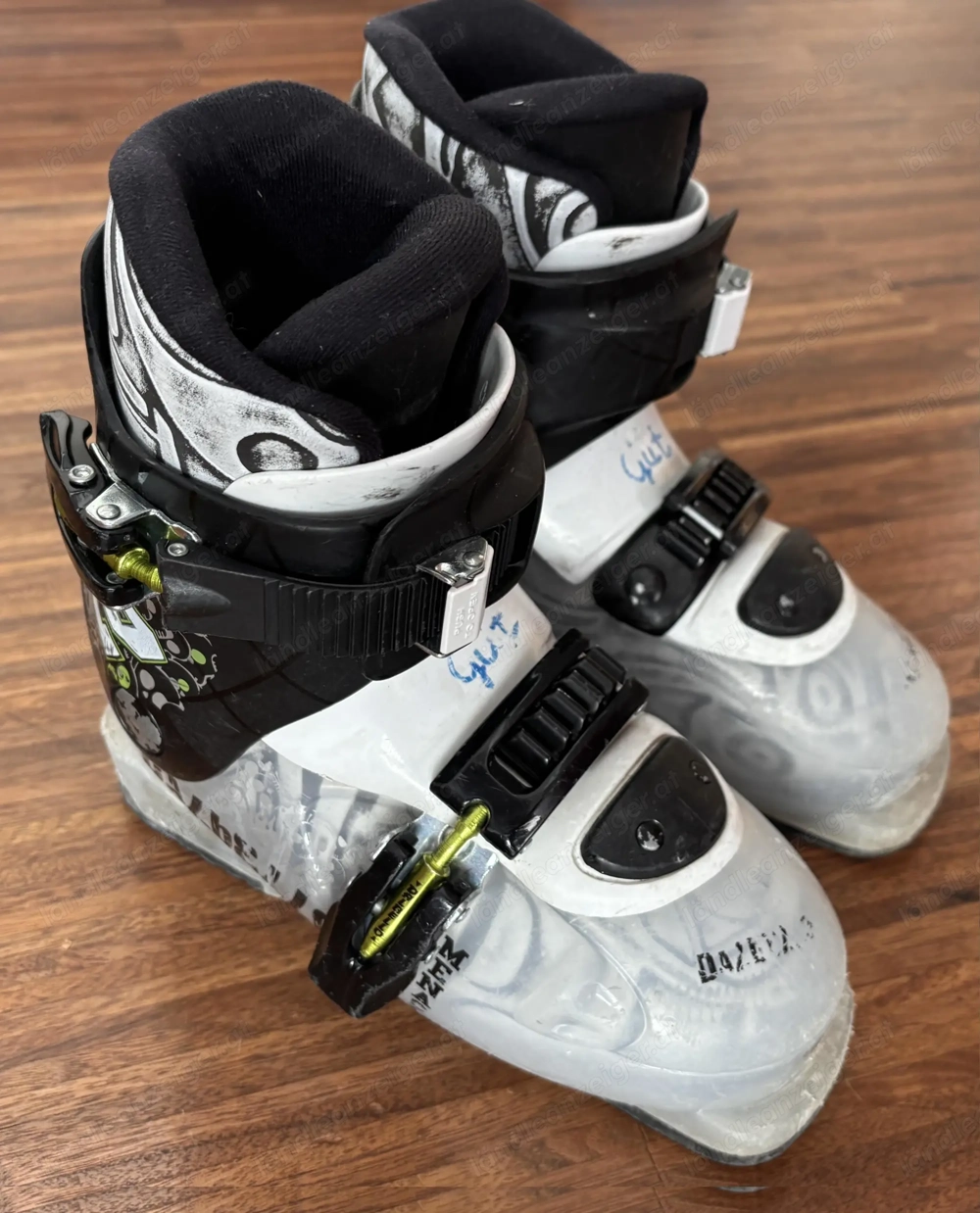 (reserviert) Skischuh 241 mm