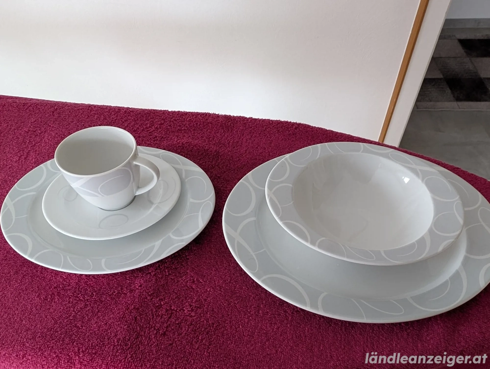 neues Mitterteich Geschirr, Kaffee Service für 6 Personen und Speiseservice für 4 Personen zu verkau