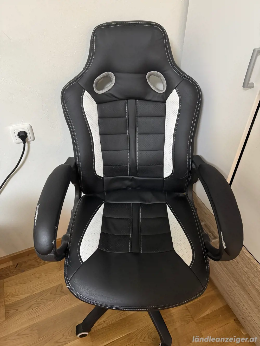 Verschenke Gaming - Stuhl 