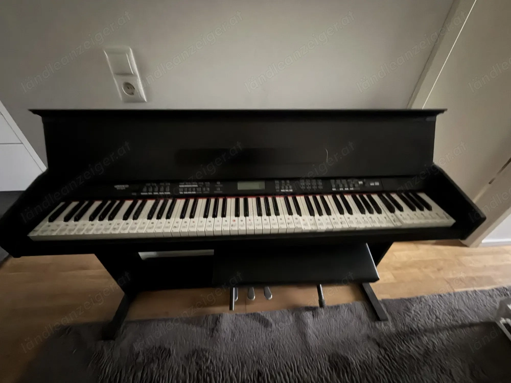 E-Piano schwarz 