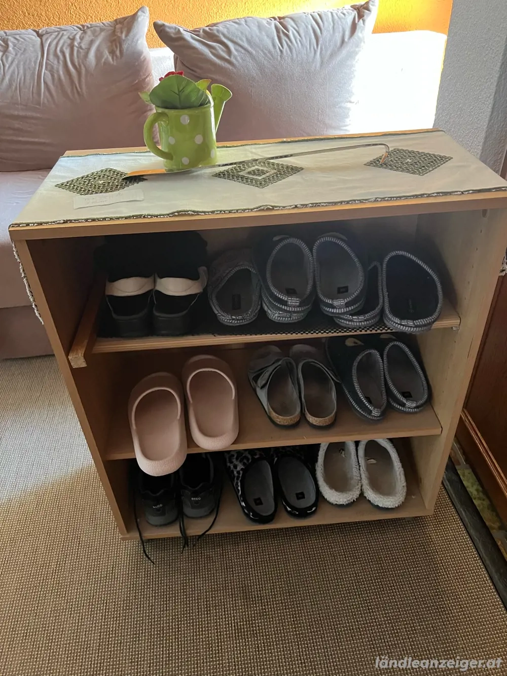 Schuhschrank hellbraun