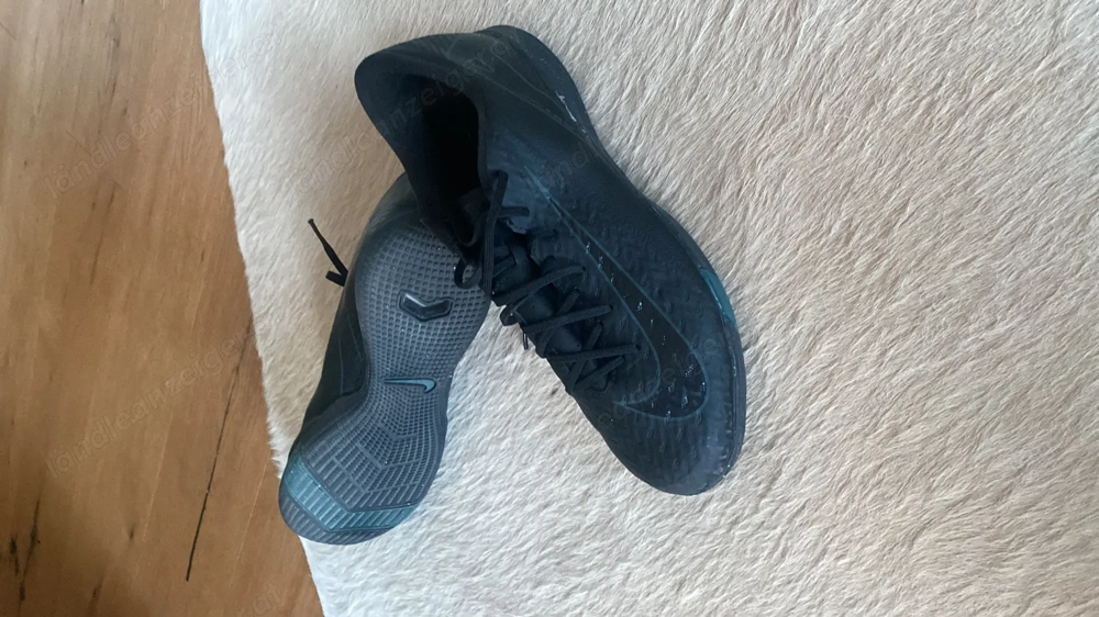 NIKE Hallenschuhe Gr. 44