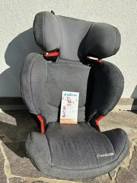 Kindersitz MAXI-COSI