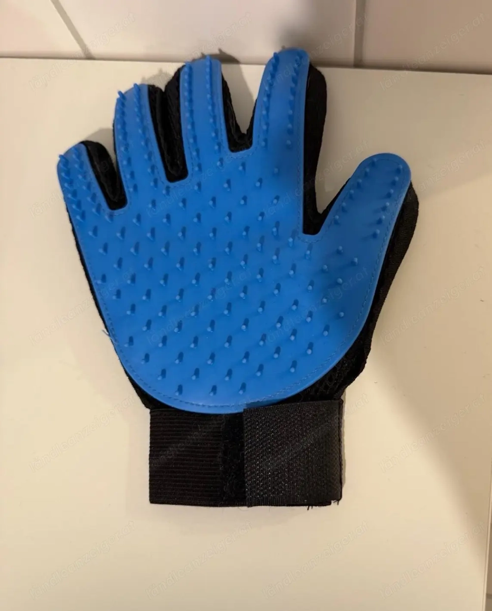 Fellpflege-Handschuh