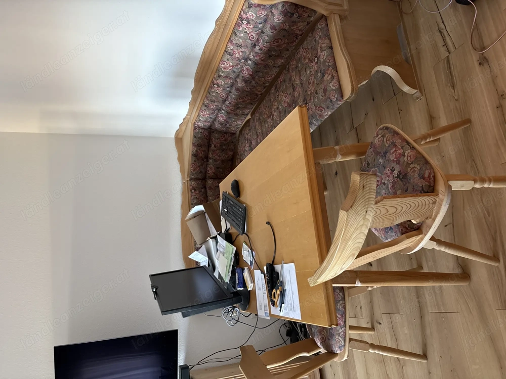 Verschenken Eckbank mit Tisch und 2 Stühle 
