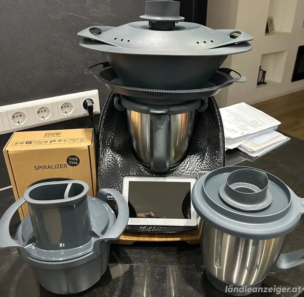 Thermomix TM6 Diamantschwarz Top Zustand 