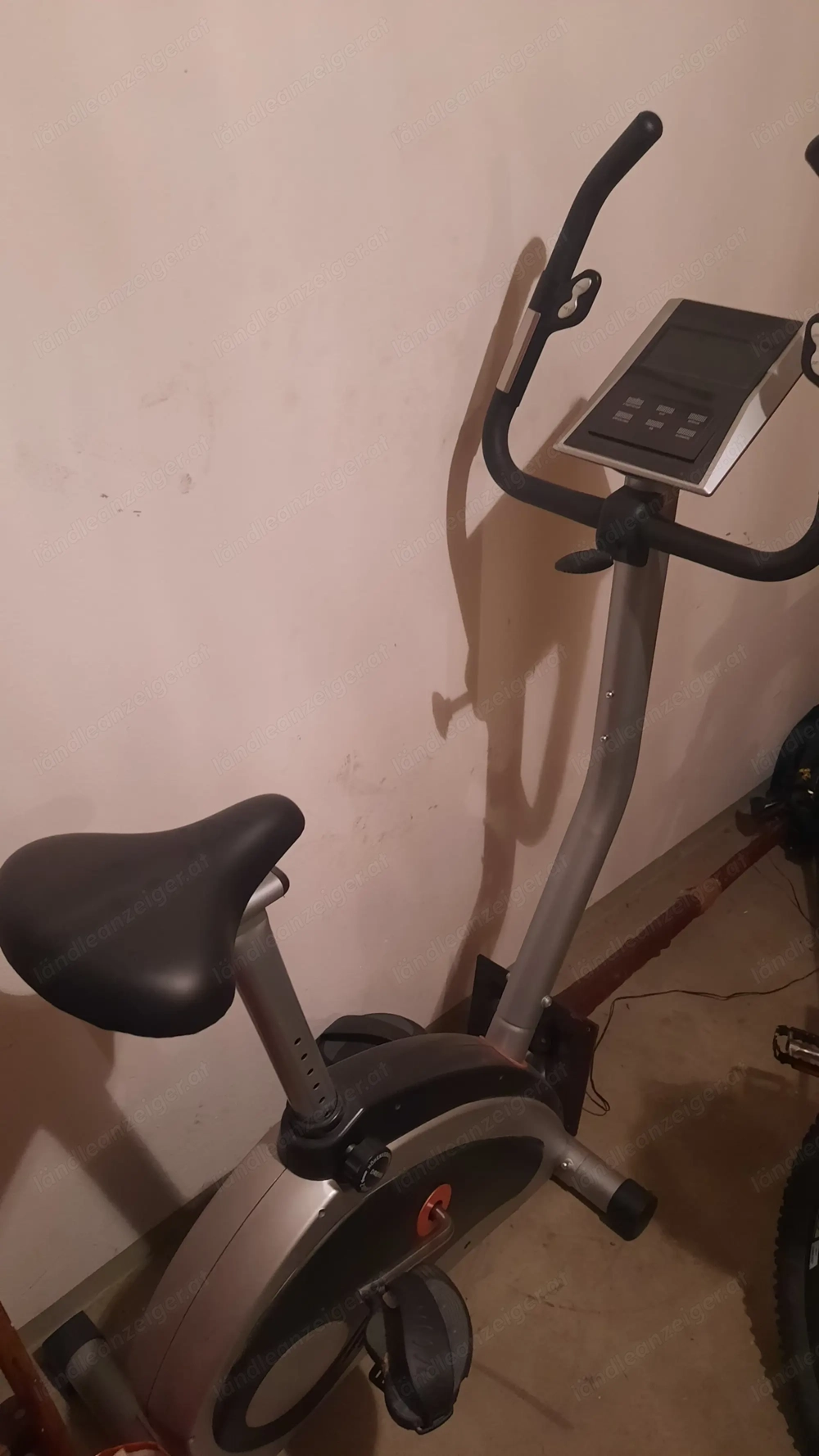 Hometrainer zu verkaufen 