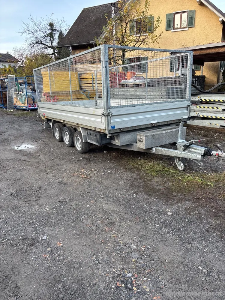 3-Seiten Kipper Humbaur