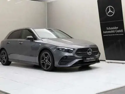 Mercedes-Benz A 180 d Kompaktlimousine W-Paket Night Navi Sport