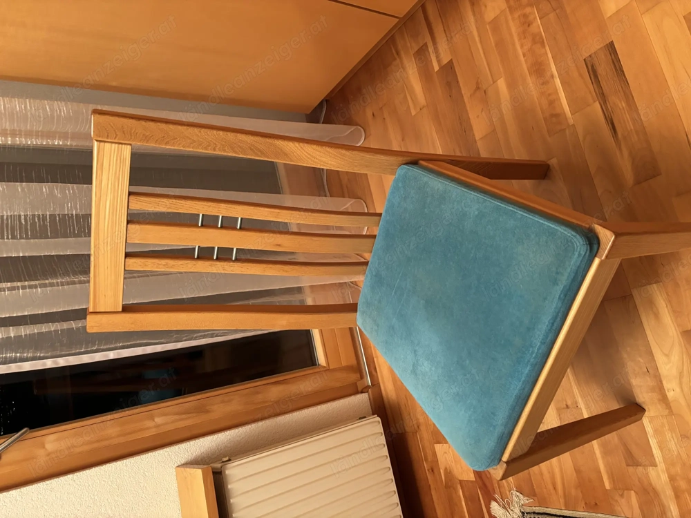 Sessel aus Vollholz neuwertig 