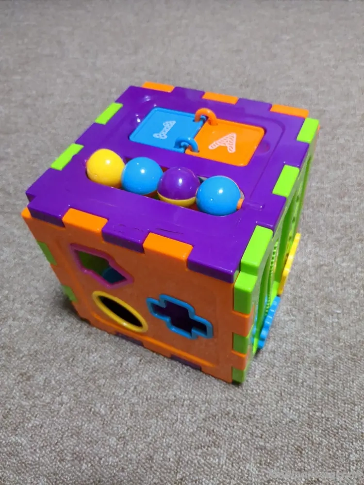 Spielzeug Baby Würfel