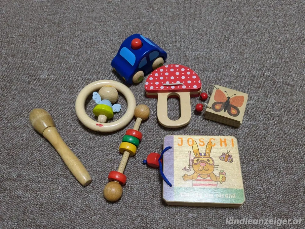 Holzspielzeug Baby