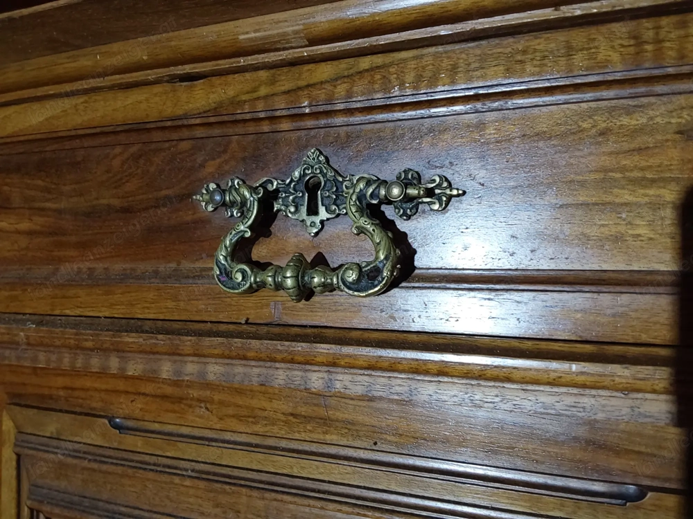 Gründerzeit Anrichte