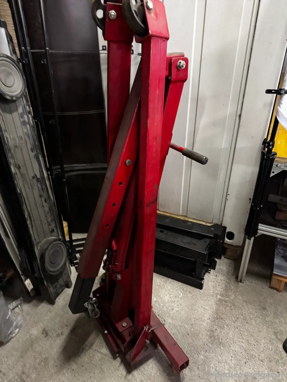 Motorkran   1000 kg Tragkraft, fahrbar und klappbar