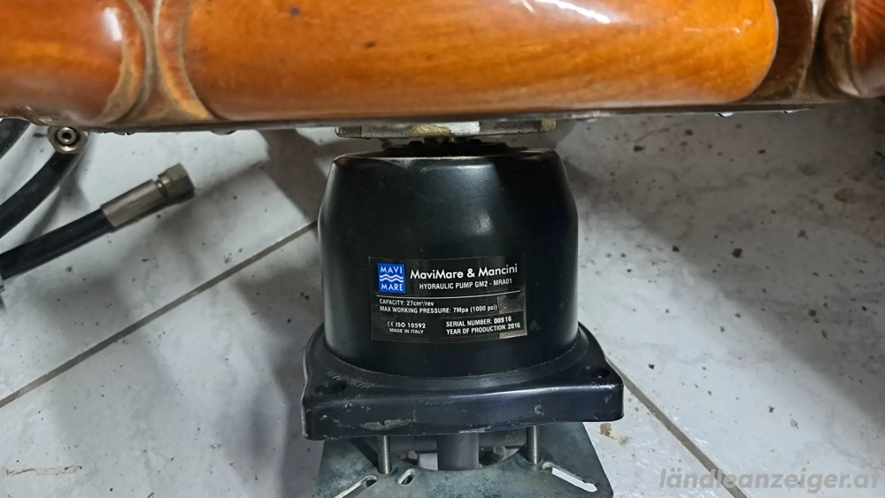 Hydraulische Bootslenkung