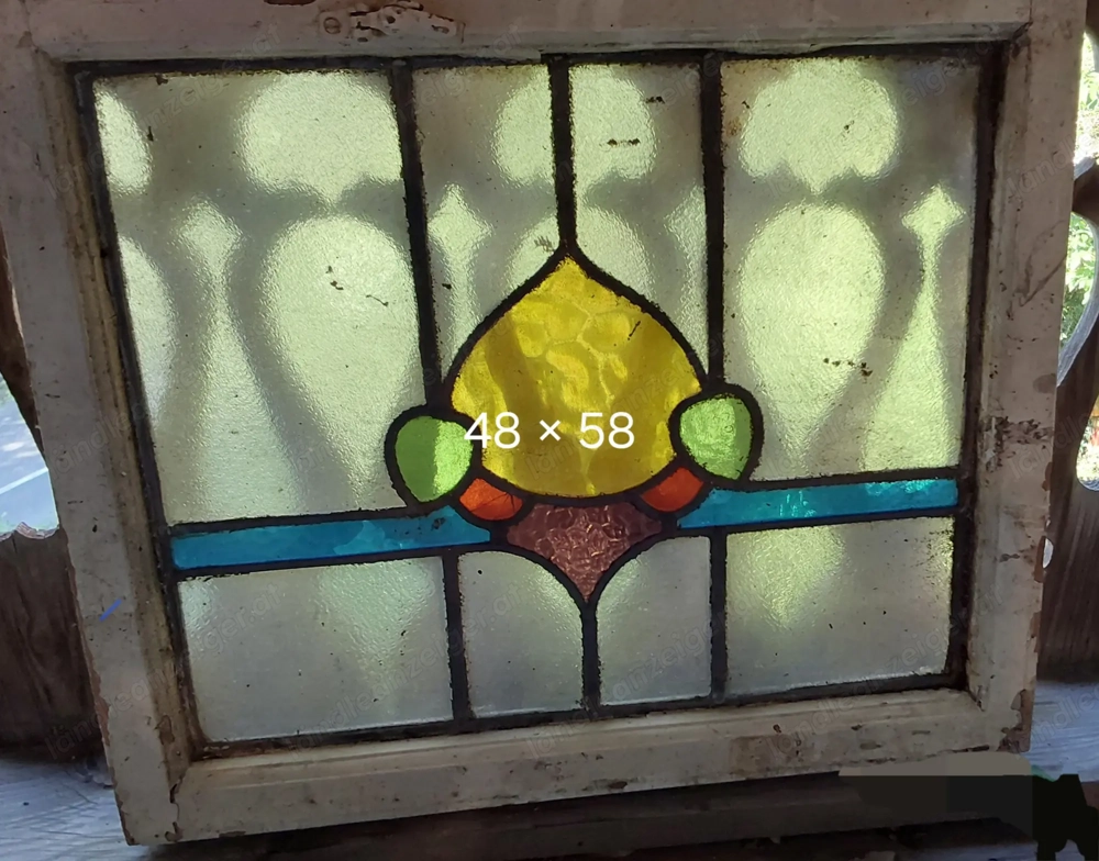 schöne Bleiglasfenster