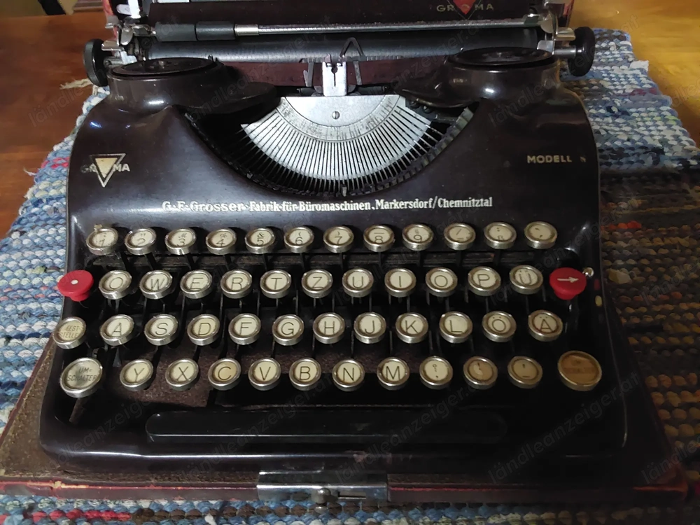 Schreibmaschine aus Wehrmachtszeiten