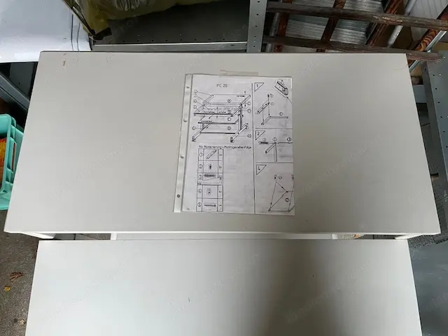 Computertisch mehrfach verstellbar zu verschenken