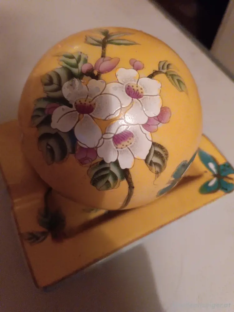 Aschenbecher & Dekokugel 