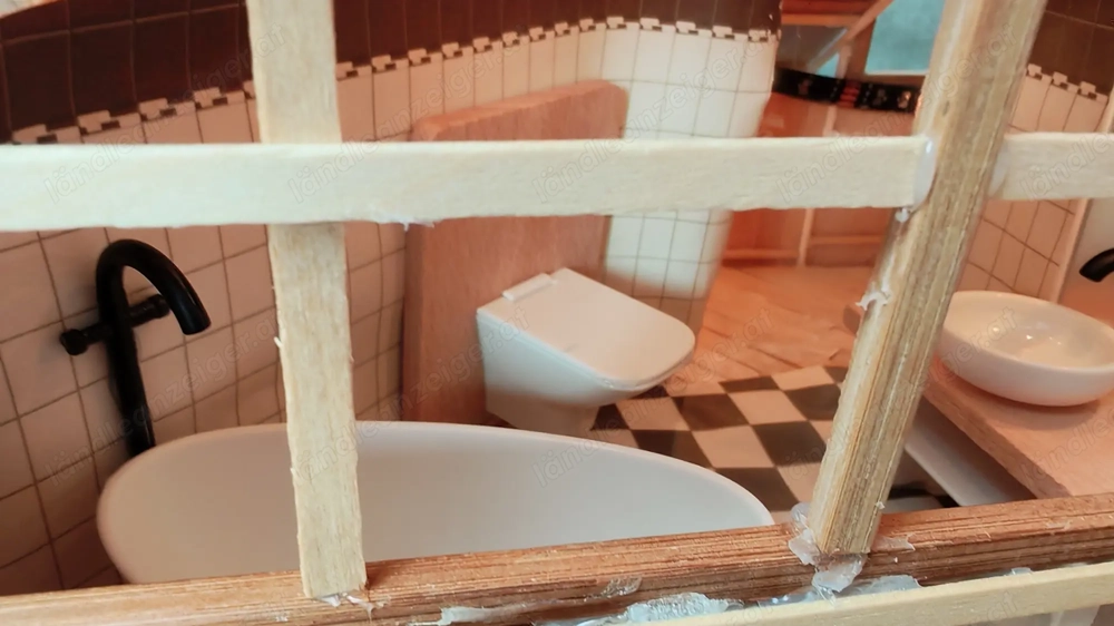 Selbst gebastelten Miniaturhaus