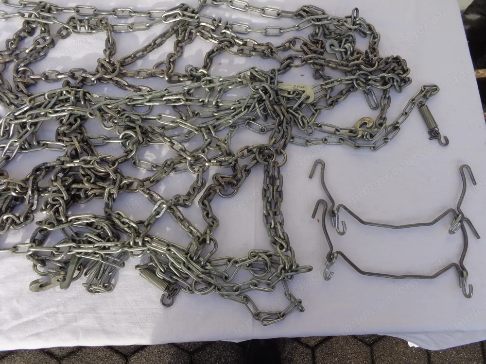 Schneeketten mit Aufziehbügel Größe PKW-  Mittelklasse  175- 14 Zoll
