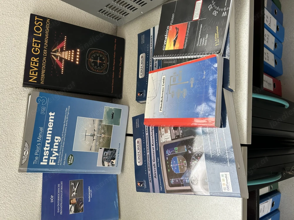 Pilot wichtige Bücher für die Pilotenausbildung
