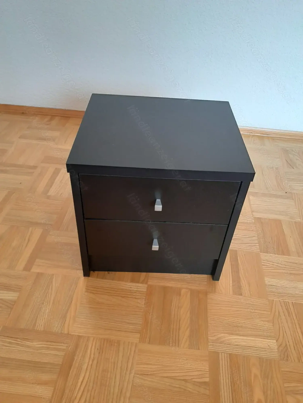 Nachtkästchen..Schwarz