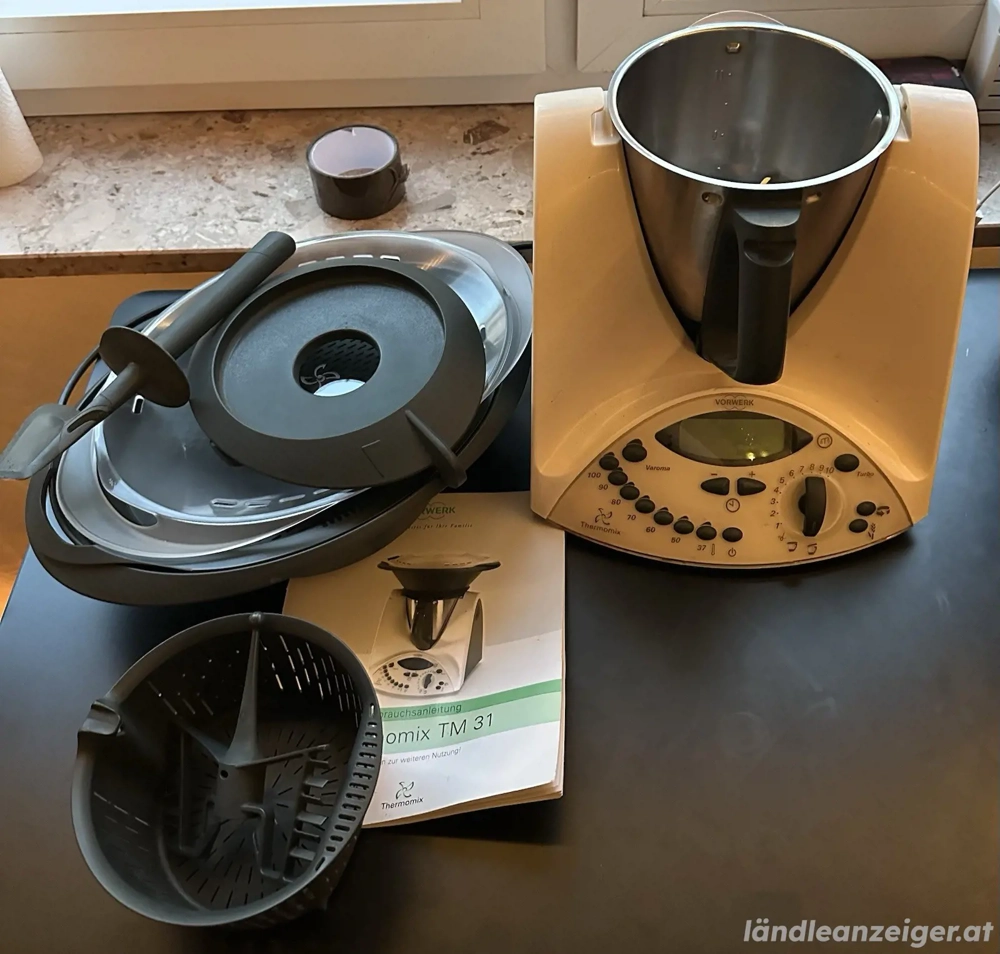 Thermomix TM31 inklusive vielen Zubehör