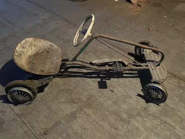 Trettcar antik zu verkaufen