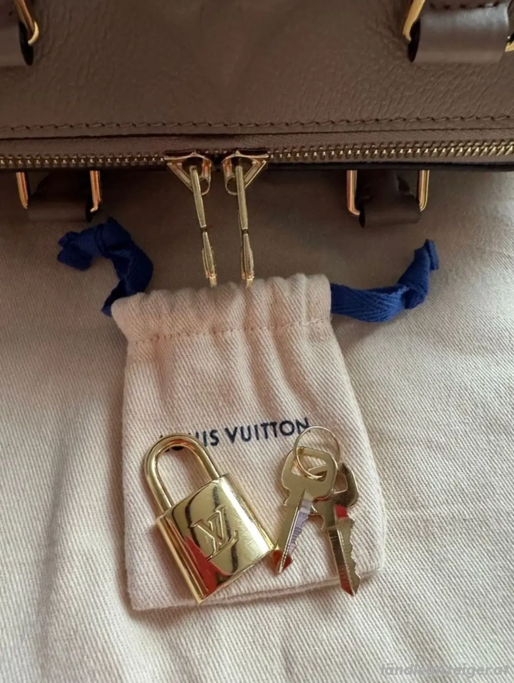 Louis Vuitton Schloss von Speedy 25 neu.