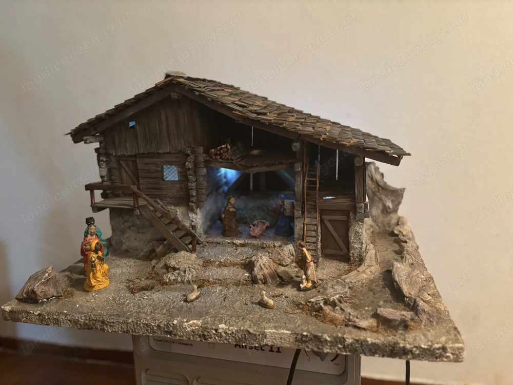 Weihnachtskrippe incl Figuren 40x60 cm 