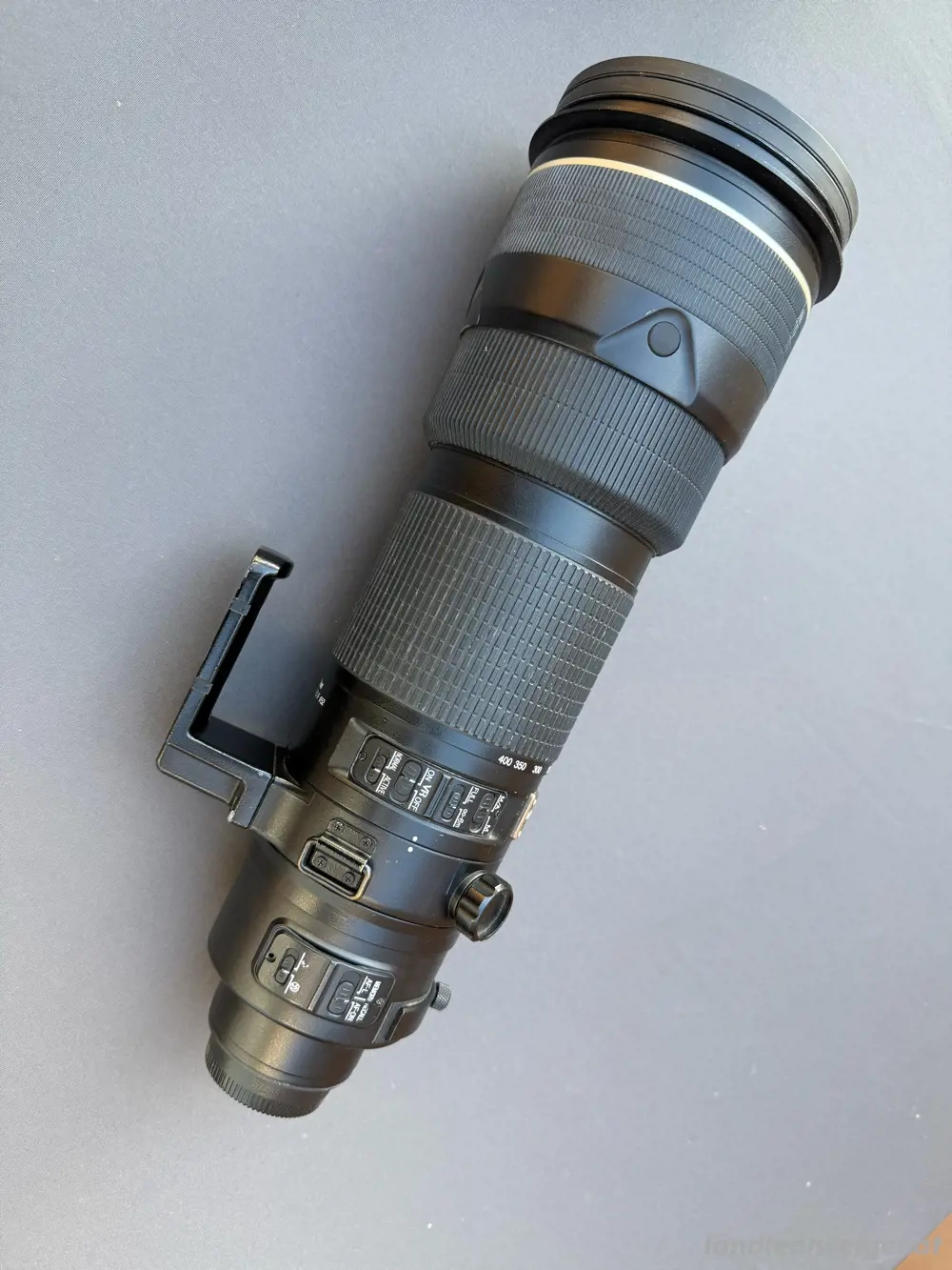 Nikon Objektiv 200-400