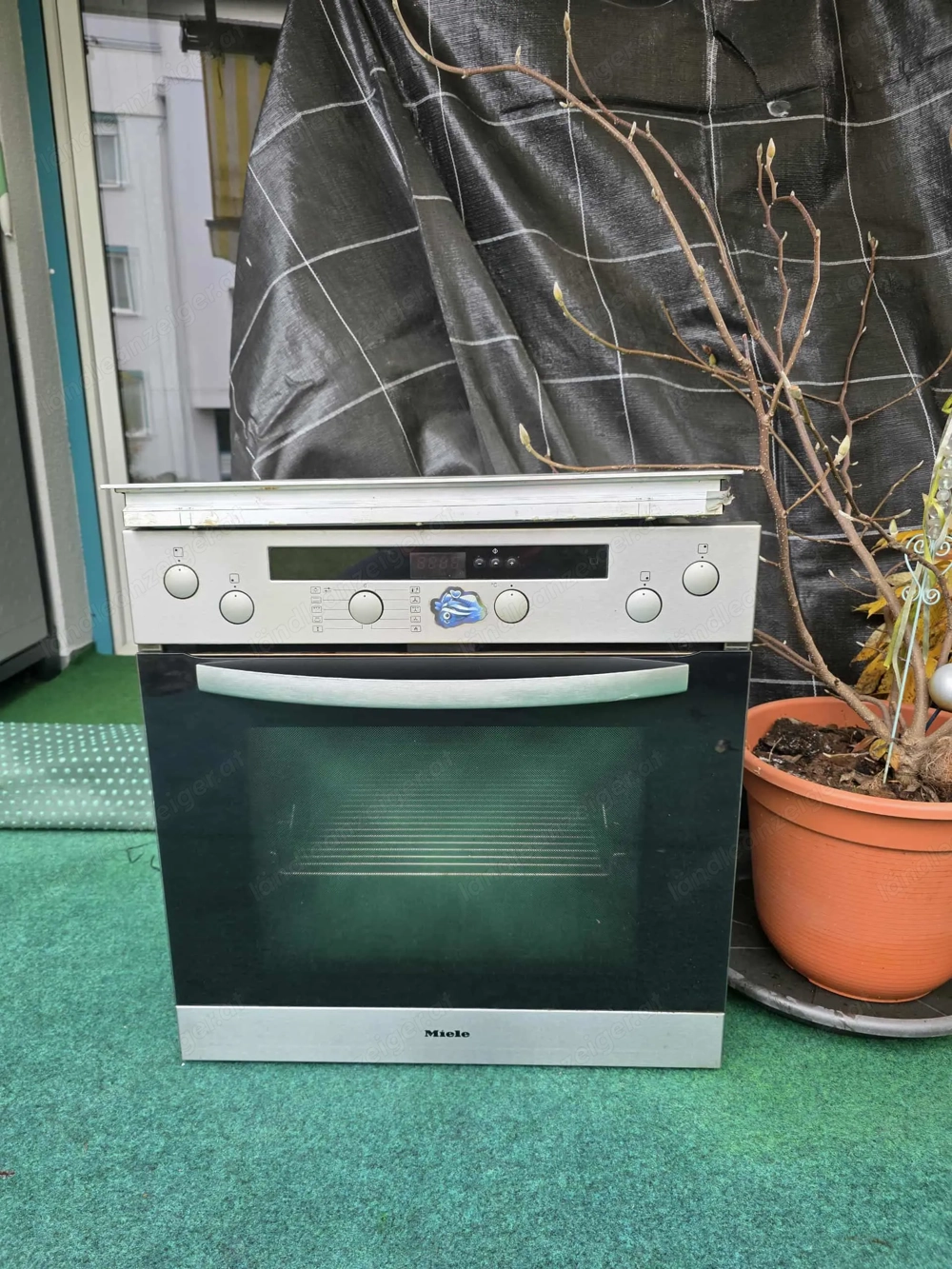 Verkaufe Miele Herd 2 Jahre alte und Samsung Tv 55 zoll