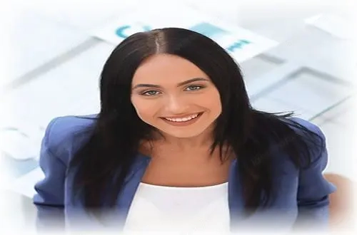 Eine häusliche und kinderliebe, zärtliche junge Frau möchte einen passenden Mann kennenlernen