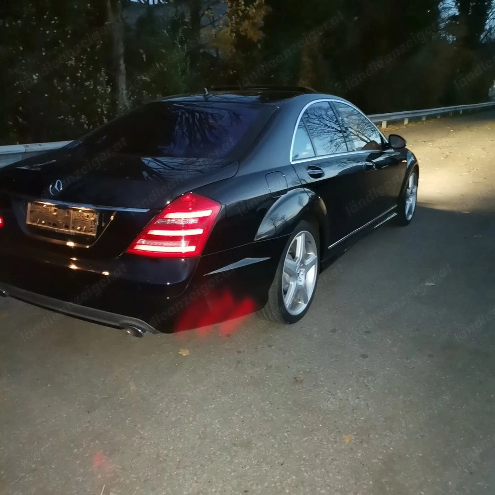 Mercedes benz S500 
