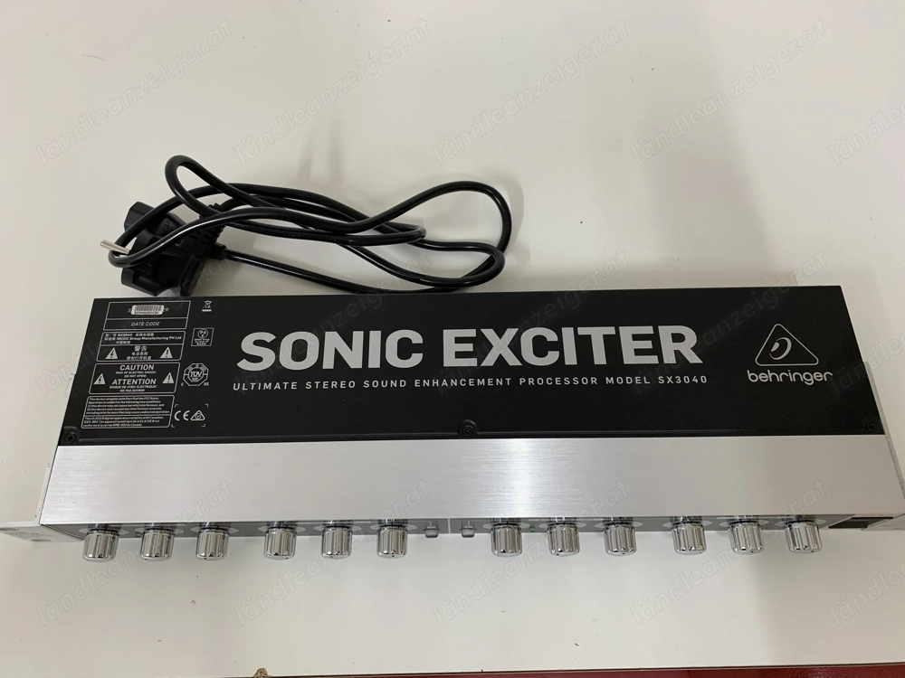 Behringer Stereo Exciter   Bass Prozessor