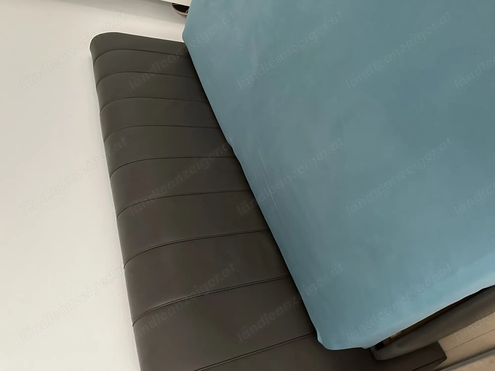 Hüsler Nest 200x200 