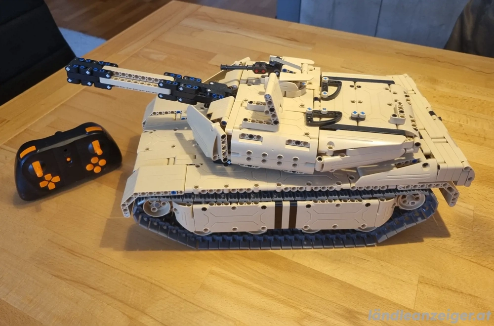 Technik Panzer mit Fernsteuerung 
