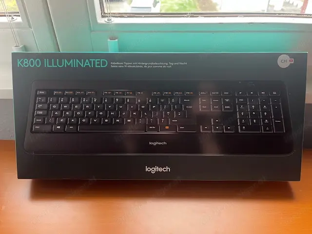Neue Logitech K800 Illuminated Tastatur