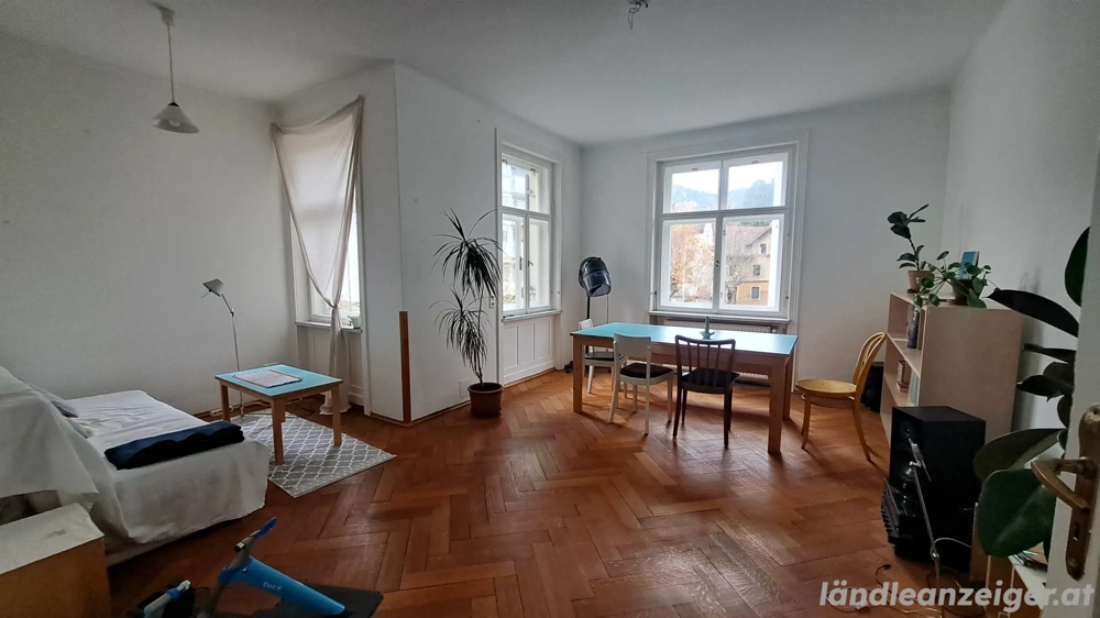 Großes WG-Zimmer, zentral und ruhig