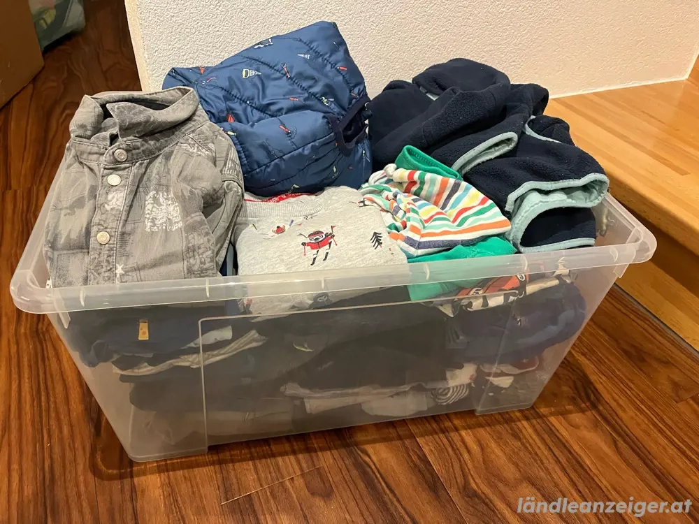 Kleidungspaket Gr. 86