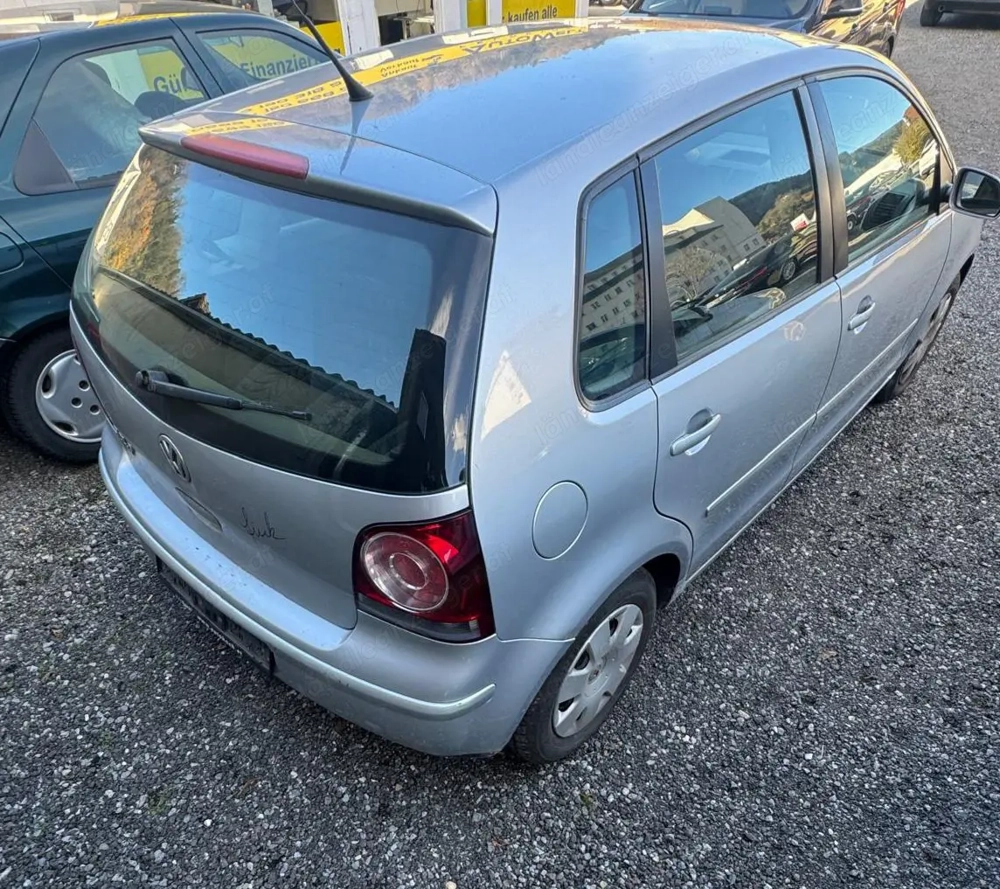 VW Polo 9N " TÜV bis 05 2026"-