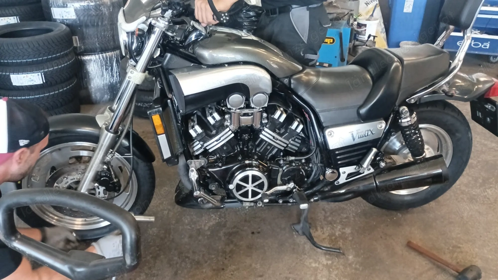 Yamaha VMAX