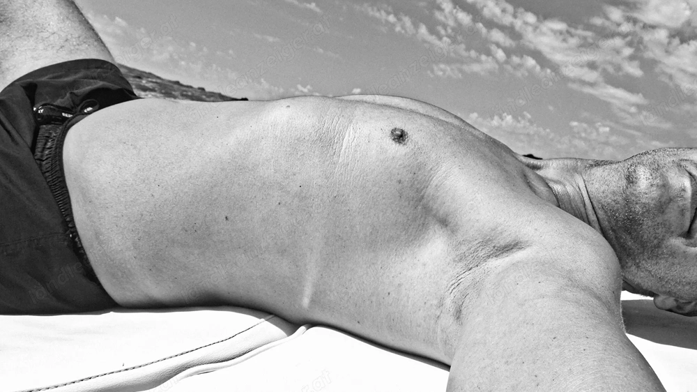 Suche aufgeschlossenes Paar oder Frau