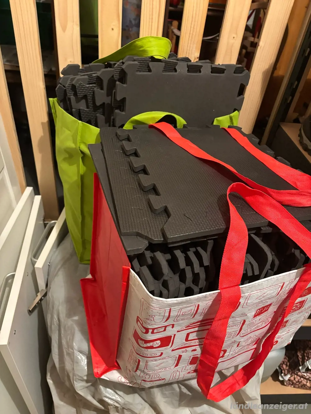 Schaumstoff Bodenmatten - ca. 40 Stück (Puzzle-Matten)