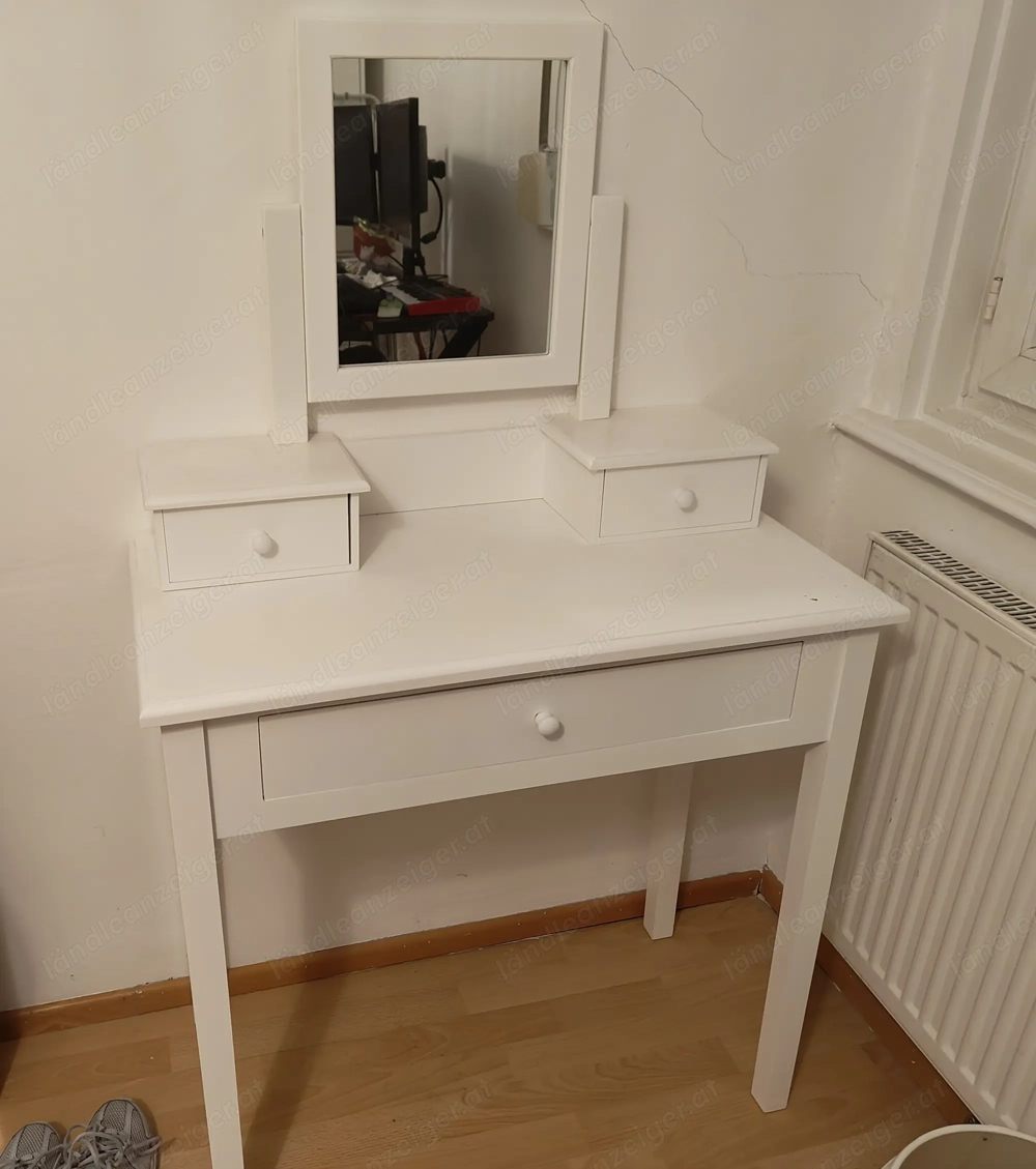 Schminktisch mit Spiegel und Schubladen, neu, nie benutzt